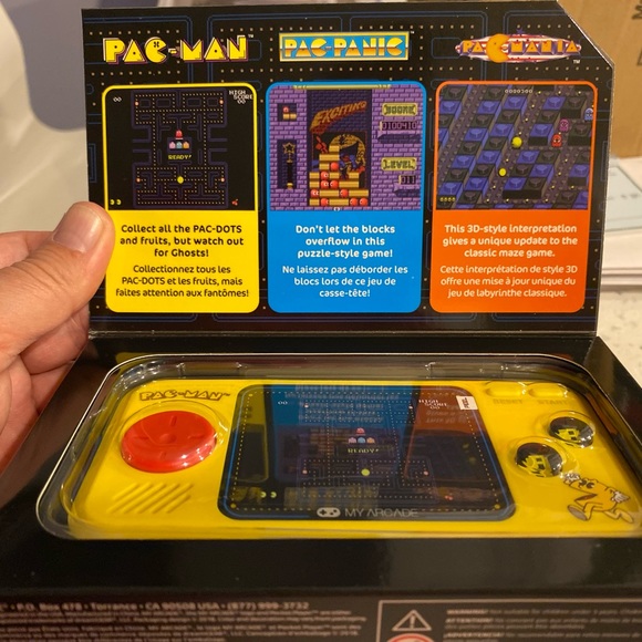 My Arcade Pocket Player Handheld 3-Game System: Pac-Man, Pac-Panic, Pac-Mania - Picture 2 of 7
